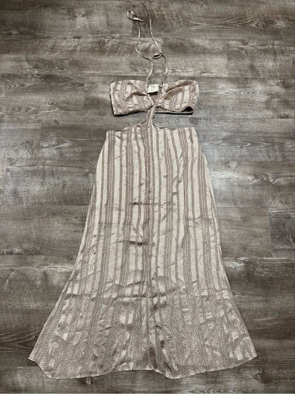 Style Rack Halter Neck Midriff Cut Out Dress Size Medium
